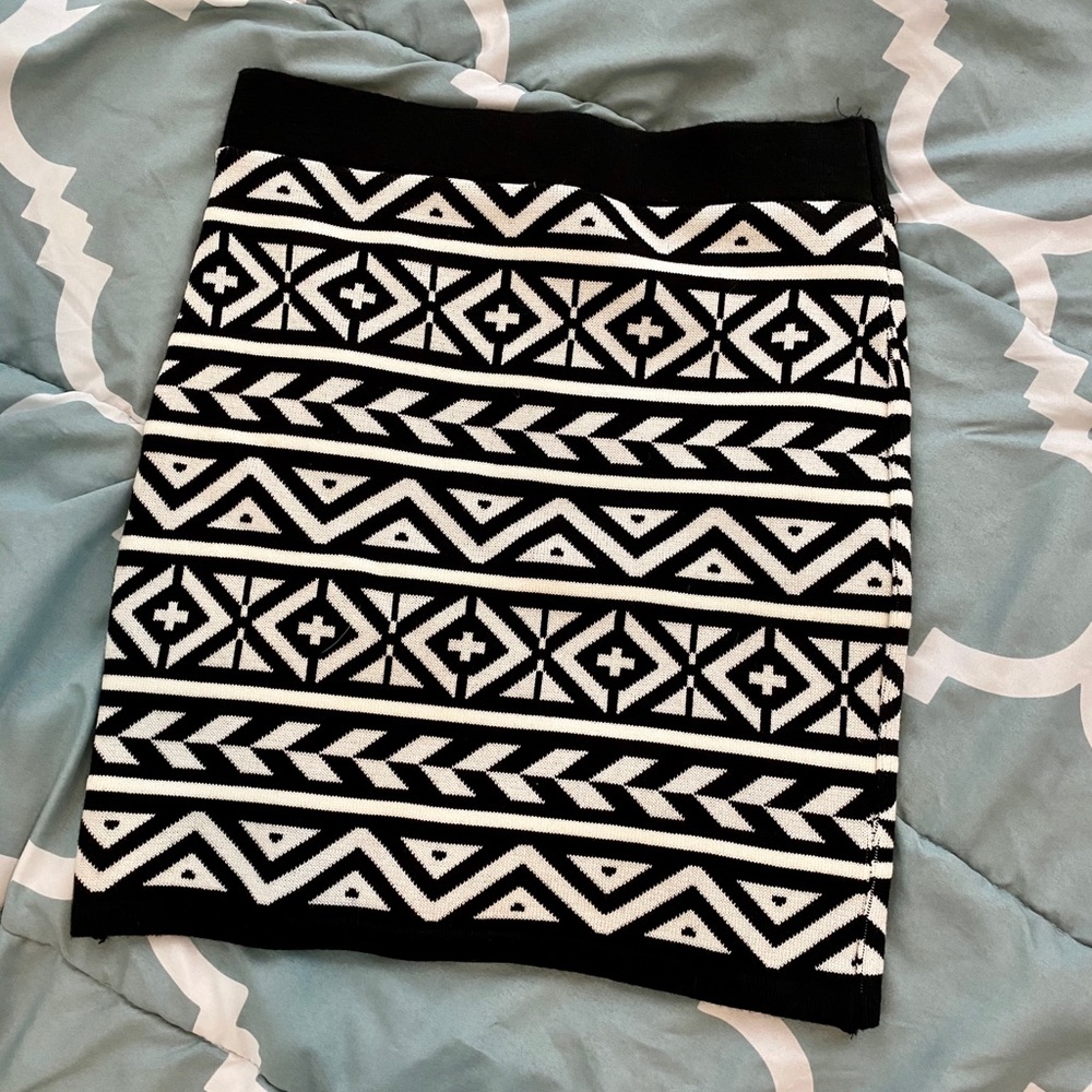 Back and white skirt